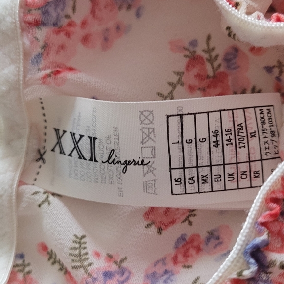 Floral Sleep Shorts, Lg Forever 21 - Picture 4 of 9